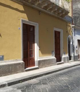 Coste House | Oceanfront Retreat at i 2 Capitani - Guest Rated 9.7/10
