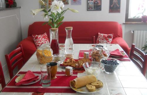 Cavour Bed & Breakfast | Discover I 99 Ulivi: Pet-Friendly Retreat with Breakfast