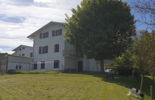 Castel d'Aiano Bed & Breakfast | Pet-Friendly Retreat at I Bócci with Perfect 10 Rating