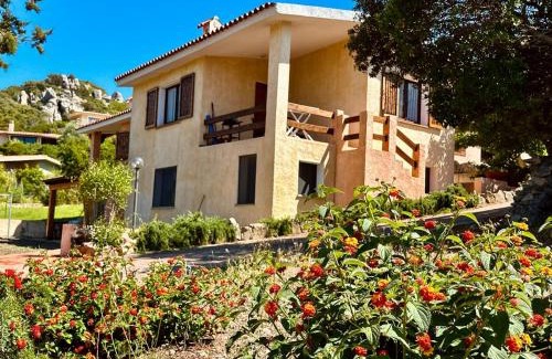 Rena Majore House | Pet-Friendly Oceanfront Retreat: I Bilocali di Via Ginestre