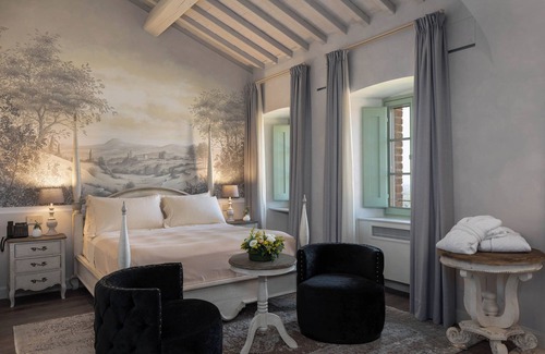 Piegaro House | Experience I Borghi dell'Eremo: Premier Pool & Spa Retreat