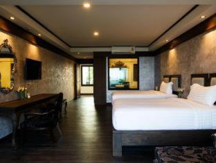 Cha-am Hotel | Relax at I Calm Resort Cha Am with Oceanfront Views