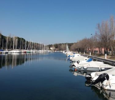 Villaggio del Pescatore Apartment | Experience I Colori del Mare: Family-Friendly Retreat
