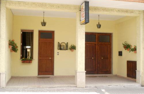Fiumefreddo di Sicilia Bed & Breakfast | Family-Friendly I Colori Del Sole with Pet Services