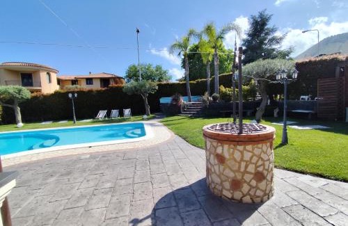 Zafferana Etnea House | Experience I Colori del Sole: Family-Friendly with Pool Access