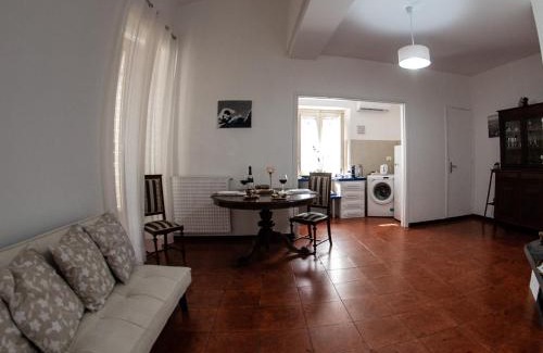 Caltagirone Apartment | Family-Friendly Oasis: I colori della Sicilia NOBLESSE