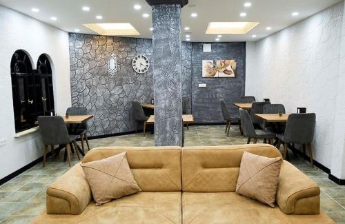 Karaburun Koyu Hotel | Cozy İdeal Butik Otel: Pet-Friendly with Ocean Views