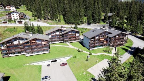 Arosa Apartment | Discover I dr Rehwiesa A32: Family-Friendly Retreat