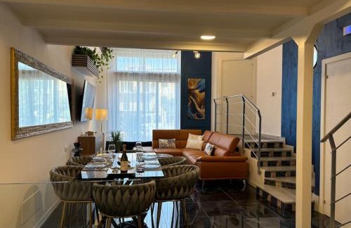 Taormina Apartment | I Due Grifoni Blue Loft