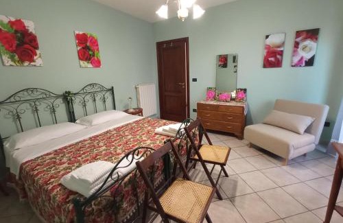 Pietramelara House | Discover I Fiori di AminA "Le Rose" – Pet Friendly Retreat