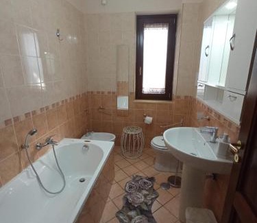 Pietramelara House | Discover I Fiori di AminA "Le Rose" – Pet Friendly Retreat