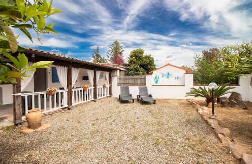 Cardedu Villa | Cozy Retreat Just 600m from the Beach with Ocean View