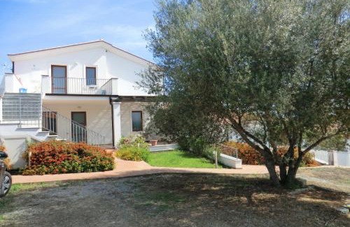 Torre di Bari House | Family-Friendly Retreat at I Girasoli - Rated 8.9/10