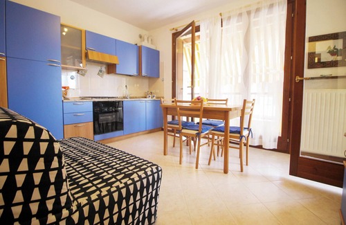 Lugana Apartment | I Girasoli - One Bedroom Apartment, Sleeps 4