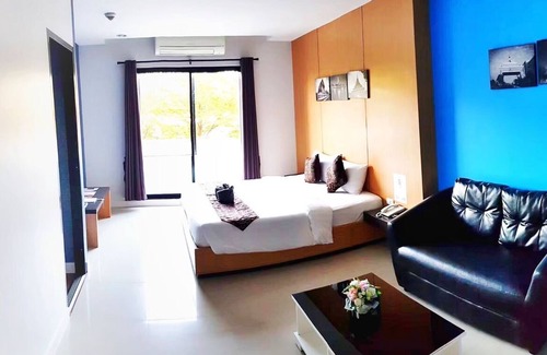 Sila Hotel | Explore I-Hotel Khonkaen: Family-Friendly with Top Amenities