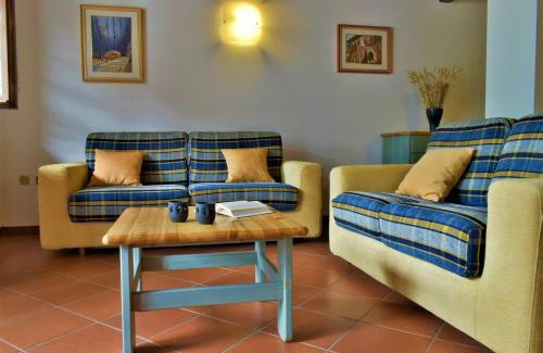 Monclassico Apartment | Exceptional Family Retreat at I Larici - Rated 9.1/10!