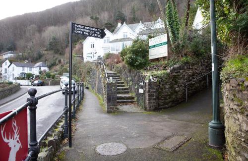Lynmouth House | Family-Friendly Getaway at Fisherman's Rest - Rated 9.3/10