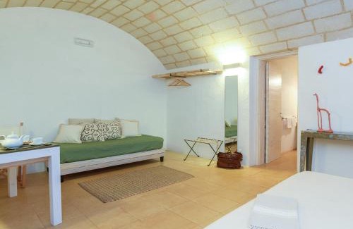 Specchia Hotel | Tranquil I Mulicchi: Oceanfront Retreat with Spa & Pool
