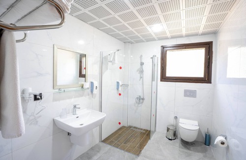 Incekum Hotel | Discover İNCEKUM WEST OTEL: 4-Star Comfort & Ocean Views