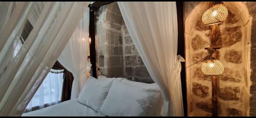 Artuklu House | Inviting İncirli Konak: Family-Friendly Retreat Awaits
