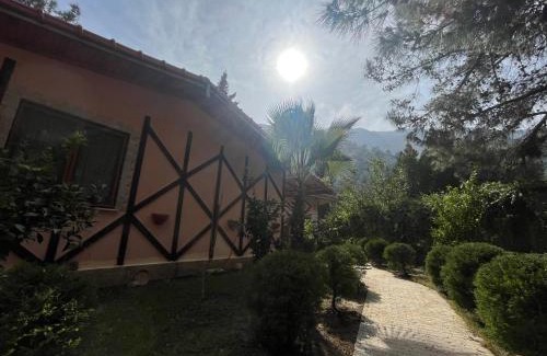 Kemer Hotel | Oceanfront İpek Apart Hotel with Family-Friendly Amenities