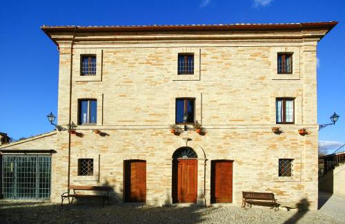 Montegiorgio House | Pet-Friendly I Sassi Di San Giuseppe with Oceanfront Views