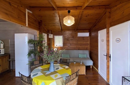 Coti-Chiavari House | Idyllic I Scogli Bianchi Maisonette with Oceanfront Pool