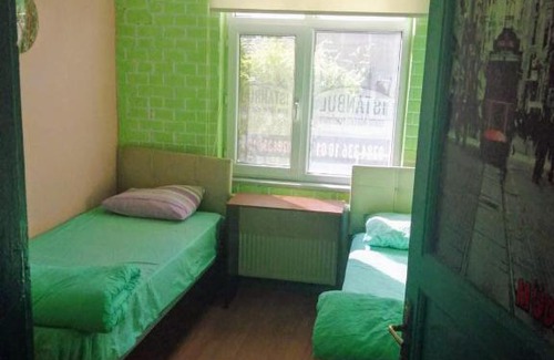 Havsa House | Budget-Friendly İstanbul Pansiyon: Pet Friendly Retreat
