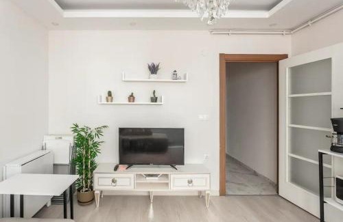 Sisli Apartment | Central İstanbul Escape Near Cevahir AVM - 4-Star Comfort