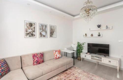 Sisli Apartment | Central İstanbul Escape Near Cevahir AVM - 4-Star Comfort