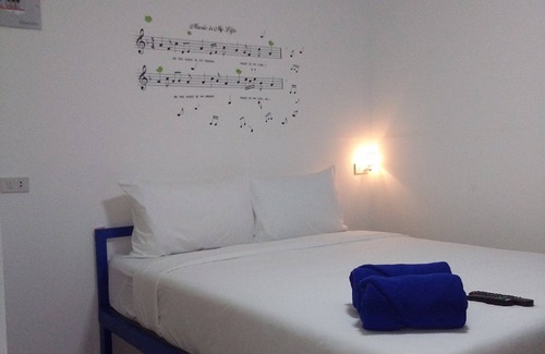 Taling Ngam Hotel | Beachfront I Talay Bar & Cottage: Family-Friendly Retreat