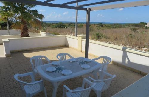 Torre Pali Apartment | Discover I Tulipani di Torre Pali: Ocean View Retreat