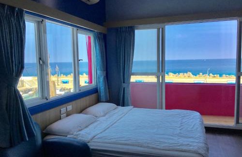 Xiaoliuqiu Bed & Breakfast | Book Your Oceanfront Stay at I WoW - Guest Rated 9/10