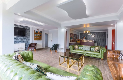 Iznik Hotel | Family-Friendly İznik Otel with Pool and Breakfast Options