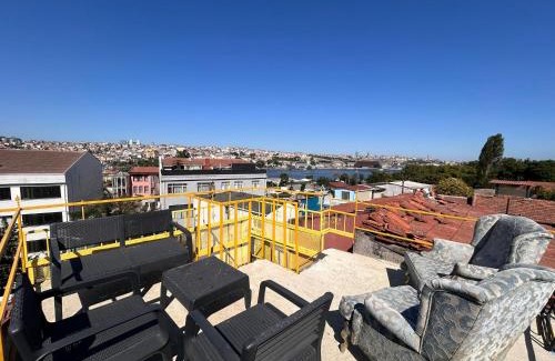 Istanbul City Center Apartment | i1 House Hotel with Lovely Seaview Terrace
