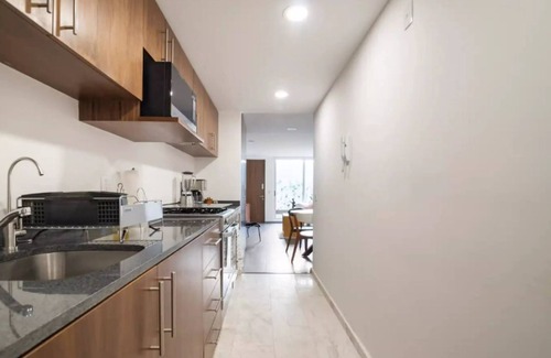 Hipodromo Apartment | Cozy 3BR Apartment with Pool & Pet-Friendly Amenities