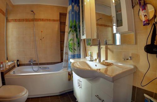 Dorida House | Oceanfront Ianos Maisonette - Rated 10/10 by Guests