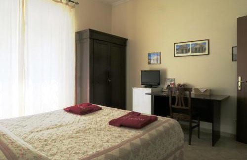 Zona LIII Tomba di Nerone House | Ianus Guest House: Family & Pet Friendly Retreat