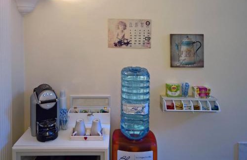 Zona LIII Tomba di Nerone House | Ianus Guest House: Family & Pet Friendly Retreat