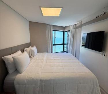 Mucuripe Hotel | Ideally Located Iate Plaza Hotel with Ocean Views & Pool