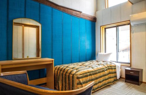Ibara Hotel | Discover IBARA DENIM HOTELS 舞鶴楼: Family-Friendly Retreat