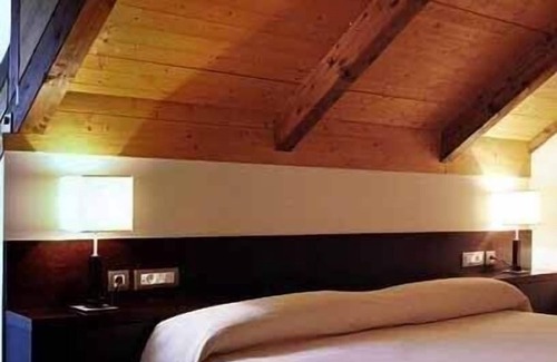 Lagostelle Hotel | Relax at Iberik Gran Balneario de Guitiriz with Spa & Pool