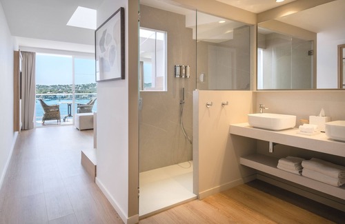 Costa de la Calma Hotel | Serene Iberostar Selection Jardín del Sol Suites for Adults