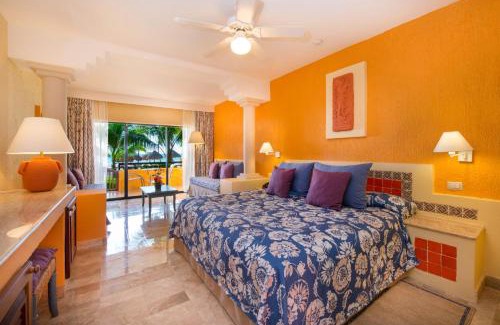 Playacar Zona Hotelera Resort | Relax at Iberostar Tucan with Oceanfront Views & Spa Access
