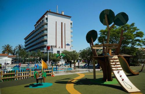 Sant Salvador Hotel | Discover Ibersol Playa Dorada: Family-Friendly Retreat