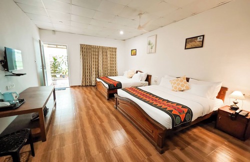 Valparai Bed & Breakfast | Explore Ibex Stays and Trails, Valparai with Family-Friendly Amenities