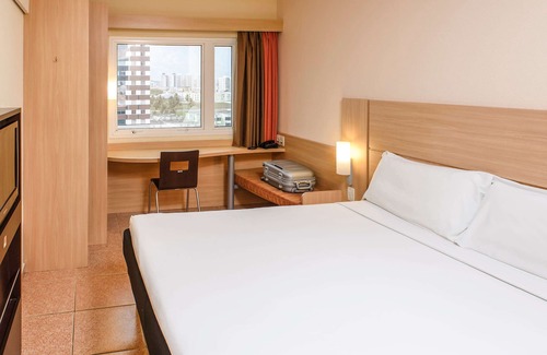 Grageru Hotel | Budget-Friendly ibis Aracaju with Top Amenities