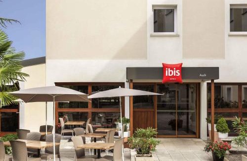 Auch Hotel | Pet-Friendly ibis Auch: A Family Retreat with Great Amenities
