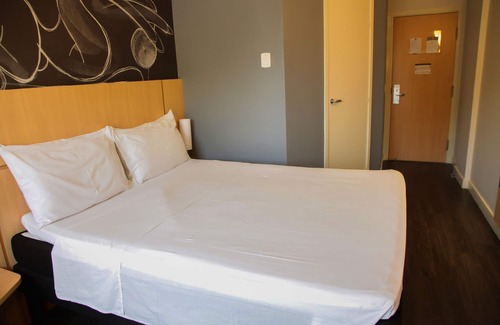 Bacabal Hotel | Discover ibis Bacabal: Top-Rated Hotel with Family-Friendly Amenities