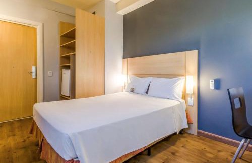Barretos Hotel | Pet-Friendly Ibis Barretos with Family Amenities Await